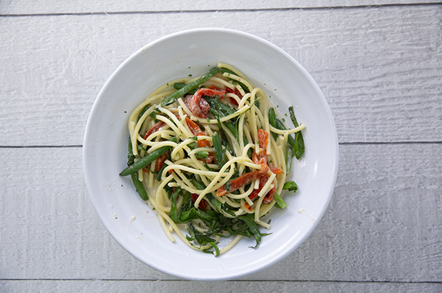 Bucatini Pasta with Goat Cheese Sauce