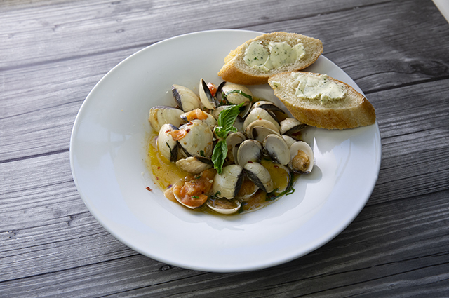 Sautéed Clams in Spicy Basil Broth